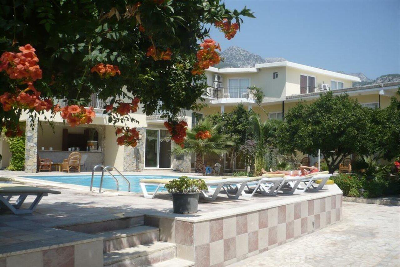Endam Garden Hotel เบลดิบี ภายนอก รูปภาพ
